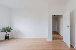 Helles Apartment mit Balkon – ohne Provision – Bruchwitzstraße 14c, 12247 Lankwitz, Berlin – Vorschaubild 8