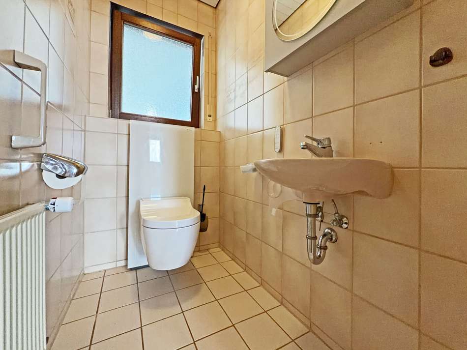 EG WC: Separates WC ergänzt de