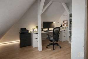 Seltene Gelegenheit: Großzügige 5-Zimmer-Dachgeschosswohnung mit Stellplatz unc ca.119m² Wohnfläche – Die vollständige Adresse der Immobilie erhältst du vom Anbieter., 42551 Velbert-Mitte, Velbert – Vorschaubild 8