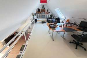 Über den Dächern von Düsseldorf: Große Galerie-Maisonette-Wohnung mit Aufzug u. Dachterrasse, frei ! – Die vollständige Adresse der Immobilie erhältst du vom Anbieter., 40589 Holthausen, Düsseldorf – Vorschaubild 26