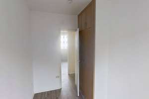 Großzügig geschnittene 3-Zimmer-Wohnung mit BALKON – Lahrkampstraße 23, 33104 Schloß Neuhaus, Paderborn – Vorschaubild 8