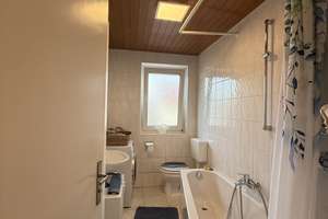 Lichtdurchflutete 3 Zi.-Wohnung in kleiner Wohnanlage mit großem Süd-Balkon, sep. Küche & gr. Keller – Die vollständige Adresse der Immobilie erhältst du vom Anbieter., 82256 Fürstenfeldbruck – Vorschaubild 9