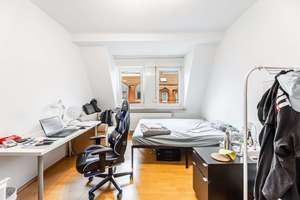 HEGERICH: Attraktive 2-Zimmer-Wohnung mit Dachgeschoss-Charme für Singles, Paare oder Kapitalanleger – Die vollständige Adresse der Immobilie erhältst du vom Anbieter., 90441 Schweinau, Nürnberg – Vorschaubild 2