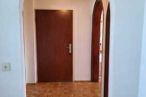 Stilvolle, modernisierte 2-Zimmer-Dachgeschosswohnung in Nürnberg – Nürnberg – Vorschaubild 4