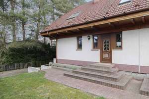 Doppelhaushälfte mit viel Platz & Gestaltungsmöglichkeiten für Familien in Vollrathsruhe – Die vollständige Adresse der Immobilie erhältst du vom Anbieter., 17194 Vollrathsruhe – Vorschaubild 2