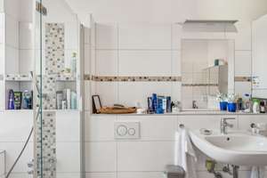 Top Lage! Portfolio aus drei Altbau - Wohnungen im 3.OG in bester Lage von Hannover Südstadt – Die vollständige Adresse der Immobilie erhältst du vom Anbieter., 30171 Südstadt, Hannover – Vorschaubild 6