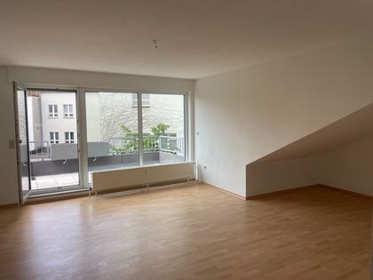 Gepflegte outlets 2,5-Raum-Wohnung mit Balkon in Duisburg-Beeck