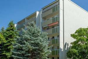 Praktische 2-Zimmer-Wohnung mit Balkon!