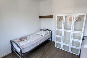 Geschmackvolles, vollständig renoviertes Zimmer in Neu-Isenburg – Frankfurter Straße 11, 63263 Neu-Isenburg – Vorschaubild 6
