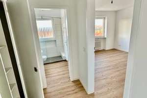 Helle, umfangreich renovierte 2-Zimmerwohnung (5. Etage) mit Balkon & Fahrstuhl, zentrale Lage – Daimlerstrasse 2, 65197 Rheingauviertel / Hollerborn, Wiesbaden – Vorschaubild 11