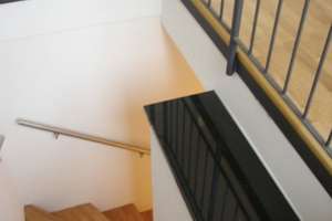 Helle und hochwertige Maisonette Wohnung in Connewitz mit 4 Zimmern, Balkon und Dachloggia – Die vollständige Adresse der Immobilie erhältst du vom Anbieter., 4277 Connewitz, Leipzig – Vorschaubild 5
