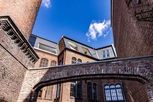 Außergewöhnliches Wohnen im Loft eines Industriedenkmals – Die vollständige Adresse der Immobilie erhältst du vom Anbieter., 42277 Oberbarmen, Wuppertal – Vorschaubild 1