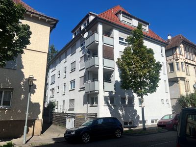 "Ihr neues Zuhause in Esslingen: Großzügige 3,5-Zimmer-OG-Wohnung mit Balkon und TG Platz "
