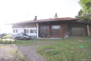 Bauernhaus mit zwei Einheiten, Garagen, Garten, Wirtschaftsraum, Weitblick, ruhige Lage - Altusried – Die vollständige Adresse der Immobilie erhältst du vom Anbieter., 87452 Altusried – Vorschaubild 8