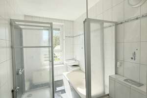 Helle 4-Raum-Wohnung mit Einbauküche *Bad mit Dusche & Wanne* zentrumsnah – Turnstraße 5, 9111 Bernsdorf, Chemnitz – Vorschaubild 3