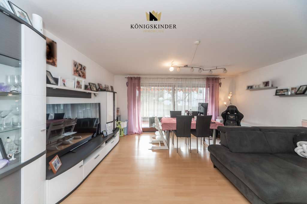 Immobilie in Dettingen an der Erms - Helle 3,5-Zimmer-Wohnung mit Balkon, Garage und nur 4 Parteien – ruhige Lage in Dettingen - Bild 0