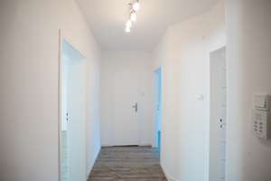 Frisch sanierte 1-ZKB-Wohnung in der Schwetzingerstadt – Die vollständige Adresse der Immobilie erhältst du vom Anbieter., 68165 Schwetzingerstadt/Oststadt, Mannheim – Vorschaubild 4