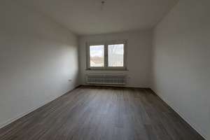 Umzug gefällig? Renovierte 3,5-Zimmer-Wohnung im Beisenviertel – Bonnekampstr. 43, 45327 Katernberg, Essen – Vorschaubild 4