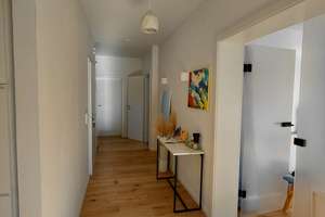 Modernisierte helle 3-Zimmer-DG-Wohnung mit Seeblick – 70567 Möhringen-Mitte, Stuttgart – Vorschaubild 8