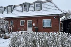 Geräumige 4-Zimmer DHH in Zeven