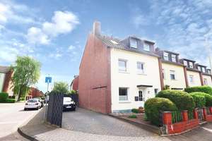 Elmpt: Charmantes Reihenendhaus in gepflegtem Zustand