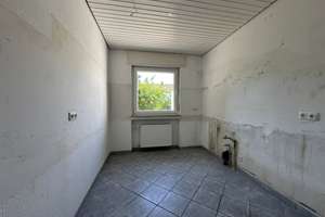 Reihenendhaus in Harheim mit großem Garten – Die vollständige Adresse der Immobilie erhältst du vom Anbieter., 60437 Harheim, Frankfurt am Main – Vorschaubild 3
