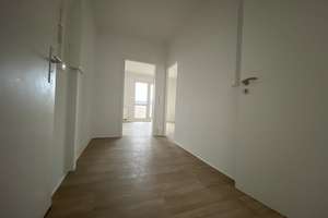 Neu gemacht, für dich gedacht – deine moderne 3-Zimmer-Wohnung – Otto-Bruchholz-Straße 23, 98527 Suhl-Ilmenauer Straße, Suhl – Vorschaubild 6