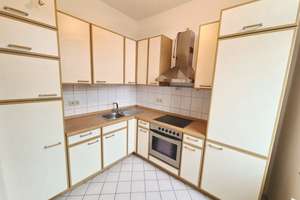 Attraktive 2-Raum-Wohnung mit Balkon und Einbauküche in einem aufwändig sanierten Gründerzeithaus im – Hofer Straße 56, 9130 Sonnenberg, Chemnitz – Vorschaubild 4