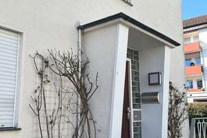 Einfamilienhaus, freistehend, Eckgrundstück, gutes Wohngebiet in VS-Schwenningen – Buchenweg 5, 78056 Schwenningen, Villingen-Schwenningen – Vorschaubild 3