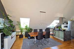 Hochwertige DG-Wohnung mit 87 m² (120 m²) in Stuttgart-Degerloch mit TG-Stellplatz und Wallbox – Die vollständige Adresse der Immobilie erhältst du vom Anbieter., 70597 Sonnenberg, Stuttgart – Vorschaubild 4