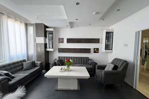 Charmante 5-Zimmer-Wohnung im 1. Obergeschoss