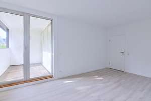 Charmante,   2 Zimmer  Dachgeschoss - Wohnung mit Balkon – Die vollständige Adresse der Immobilie erhältst du vom Anbieter., 47798 Stadtmitte, Krefeld – Vorschaubild 7