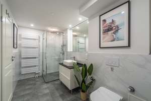 Property thumbnail 23