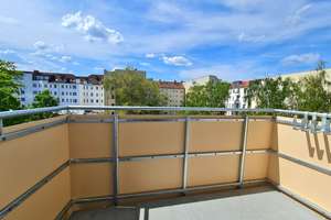Charmante 3 -Zimmer-Wohnung im Güntzelkiez – Balkon, Stellplatz & viel Potenzial – Landhausstraße 15, 10717 Wilmersdorf, Berlin – Vorschaubild 4