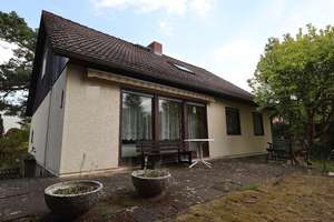 Charmantes Einfamilienhaus mit großem Grundstück in ruhiger Lage – Die vollständige Adresse der Immobilie erhältst du vom Anbieter., 13503 Heiligensee, Berlin – Vorschaubild 11