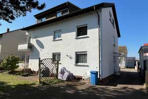 Gepflegtes 3-Familienhaus nebst Doppelgarage in ruhiger Wohnlage – Die vollständige Adresse der Immobilie erhältst du vom Anbieter., 68753 Waghäusel – Vorschaubild 8