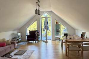 Helle Wohnung im historischen Ortskern von Worringen