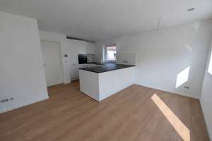 Luxus-Neubau (KfW 40) Erdwärme, Kühlung, Lüftung, PV und Garten – 8 Min. zum HBF – Die vollständige Adresse der Immobilie erhältst du vom Anbieter., 65933 Griesheim, Frankfurt am Main – Vorschaubild 3