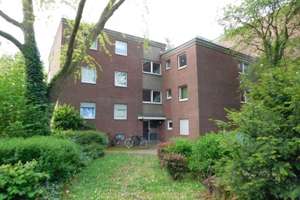 Einziehen und Wohlfühlen - renovierte 4-Zimmer-Wohnung im 1. OG mit Balkon... – Breitenbachstr. 49, 47809 Oppum, Krefeld – Vorschaubild 1