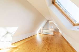 Modernisierte, kleine Rotklinker-Villa: Ihr neues Zuhause in bester Lage! – Die vollständige Adresse der Immobilie erhältst du vom Anbieter., 22607 Groß Flottbek, Hamburg – Vorschaubild 20