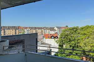 Zentral gelegene 2-Zimmer-Wohnung im 5. OG mit Aufzug und Balkon  – Kronprinzenstr.  115, 40217 Düsseldorf – Vorschaubild 3