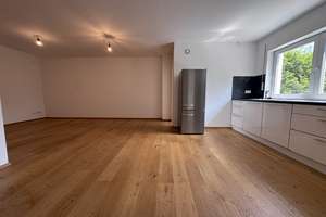 Lebendig wohnen: 3-Zimmer-Wohnung mit Terrasse und Garten in Schwandorf – Die vollständige Adresse der Immobilie erhältst du vom Anbieter., 92421 Schwandorf – Vorschaubild 13