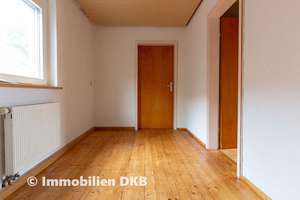 Viel Raum für Familienglück – stilvoll wohnen mit Garten, Ausbaureserve und vielen Modernisierungen – Die vollständige Adresse der Immobilie erhältst du vom Anbieter., 91631 Wettringen – Vorschaubild 25