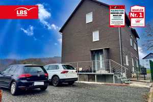 Modernisiertes dreigeschossiges Fachwerkhaus mit Schieferfassade  – Altenkirchen (Westerwald) (Kreis) – Vorschaubild 1