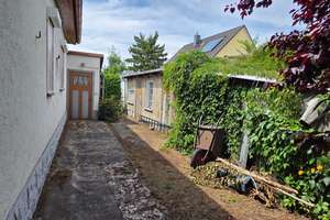 Kleines Haus zum Sanieren mit großem Grundstück – Die vollständige Adresse der Immobilie erhältst du vom Anbieter., 12557 Köpenick, Berlin – Vorschaubild 5