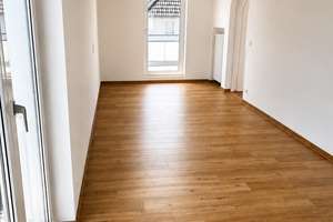 Lichtdurchflutete Dachterrassenwohnung in bester Lage – Hans-Grässel-Weg 13b, 81375 Neuhadern, München – Vorschaubild 2