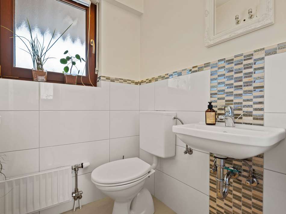 Gäste-WC im Erdgeschoss