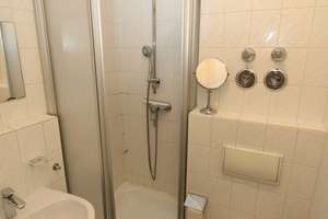 Charmantes Erdgeschossapartment mit Terrasse in unmittelbarer Uninnähe in Regensburg! – Die vollständige Adresse der Immobilie erhältst du vom Anbieter., 93053 Galgenberg, Regensburg – Vorschaubild 4