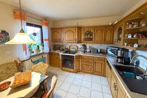 Schönes EFH, 7 Zi., 216 m² Wfl. mit Balkon und Terrasse in Brahmenau zu verkaufen – Greiz (Kreis) – Vorschaubild 9