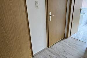 Viel Platz für den Alltag in diesem sanierungsbedürftigen Haus in Oberhausen – 46119 Heide, Oberhausen – Vorschaubild 14